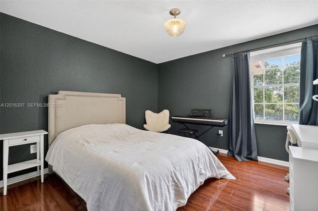 16735 NW 11th Street, Pembroke Pines, FL 33028