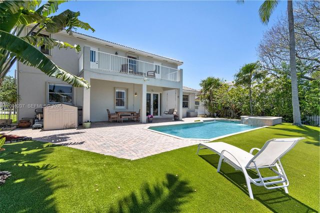 16735 NW 11th Street, Pembroke Pines, FL 33028