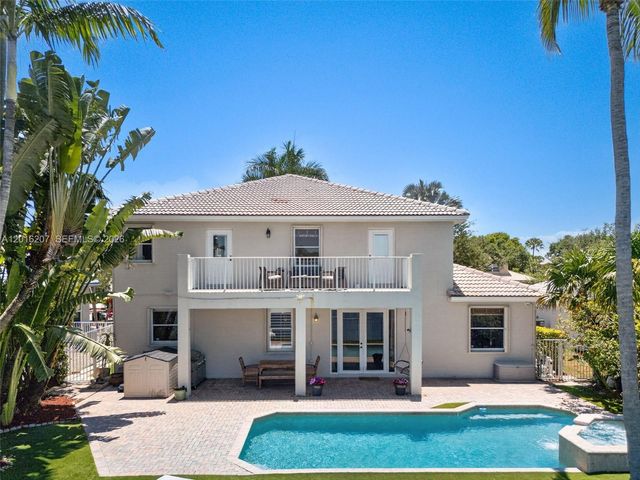 16735 NW 11th Street, Pembroke Pines, FL 33028