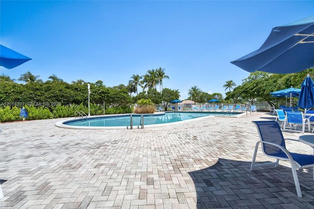 16735 NW 11th Street, Pembroke Pines, FL 33028