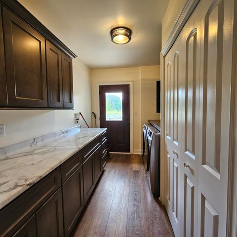 11512 Parrish Avenue, Cedar Lake, IN 46303