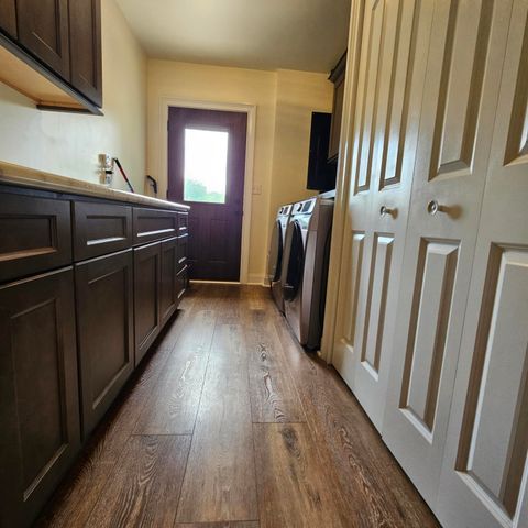 11512 Parrish Avenue, Cedar Lake, IN 46303