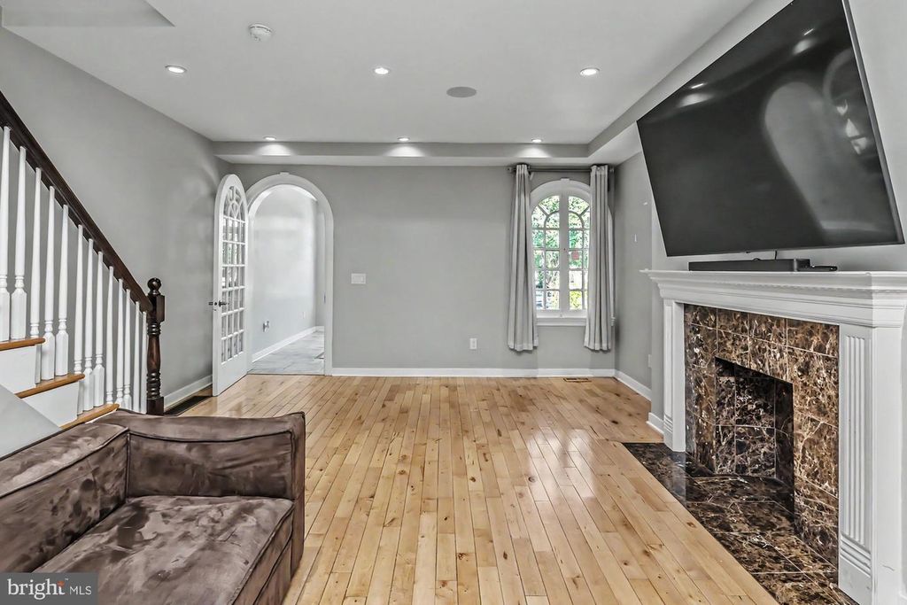 4922 PINE ST, PHILADELPHIA, PA 19143 — photo 3