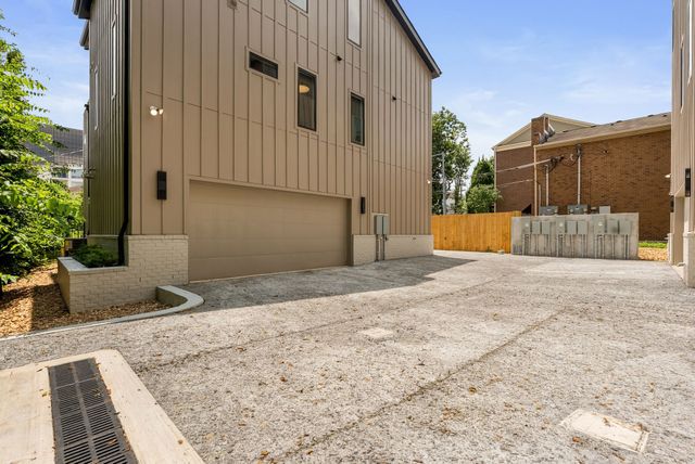 3126 Belwood St, Nashville, TN 37203