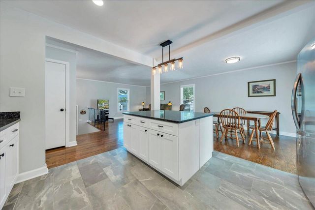 3845 Kentland DR, Roanoke, VA 24018