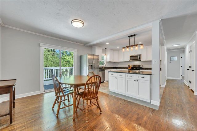 3845 Kentland DR, Roanoke, VA 24018