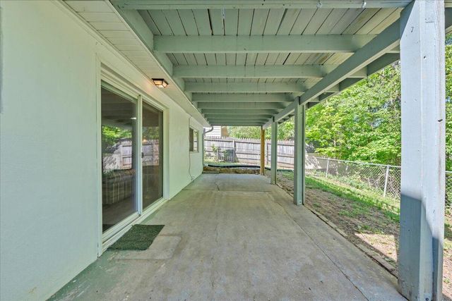 3845 Kentland DR, Roanoke, VA 24018