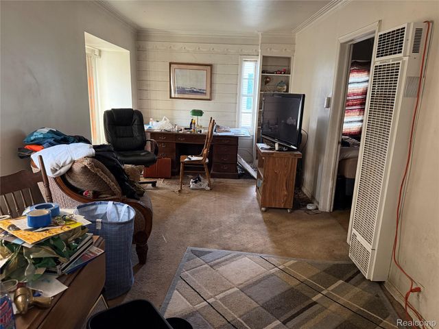 984 Voorheis Road, Waterford Charter Township, MI 48328