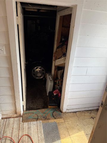 984 Voorheis Road, Waterford Charter Township, MI 48328