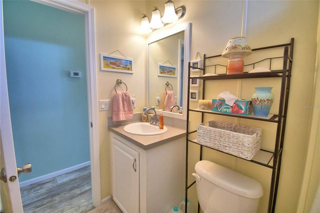 4925 CYPRESS GARDENS ROAD 100, Winter Haven, FL 33884