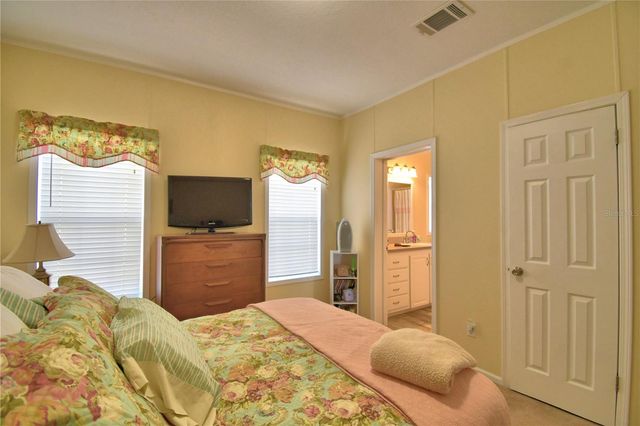 4925 CYPRESS GARDENS ROAD 100, Winter Haven, FL 33884
