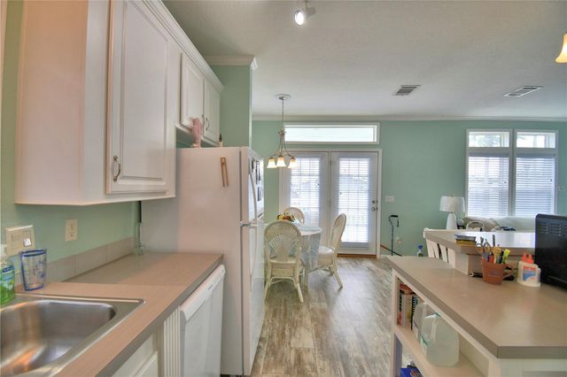 4925 CYPRESS GARDENS ROAD 100, Winter Haven, FL 33884