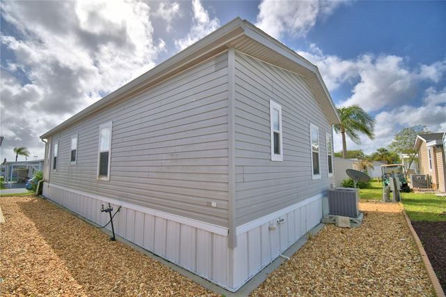 4925 CYPRESS GARDENS ROAD 100, Winter Haven, FL 33884