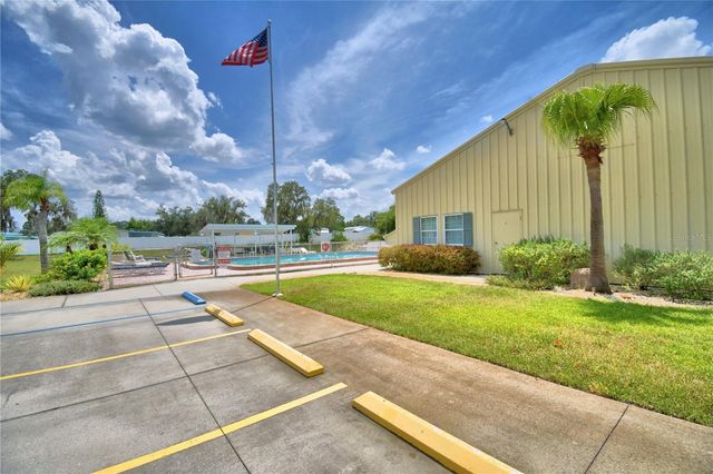 4925 CYPRESS GARDENS ROAD 100, Winter Haven, FL 33884