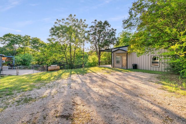 112 Two Feather, Whitney, TX 76692