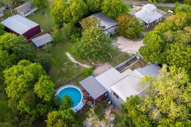 112 Two Feather, Whitney, TX 76692