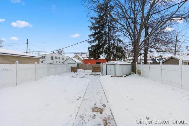 1222 Rathbone Street SW, Wyoming, MI 49509