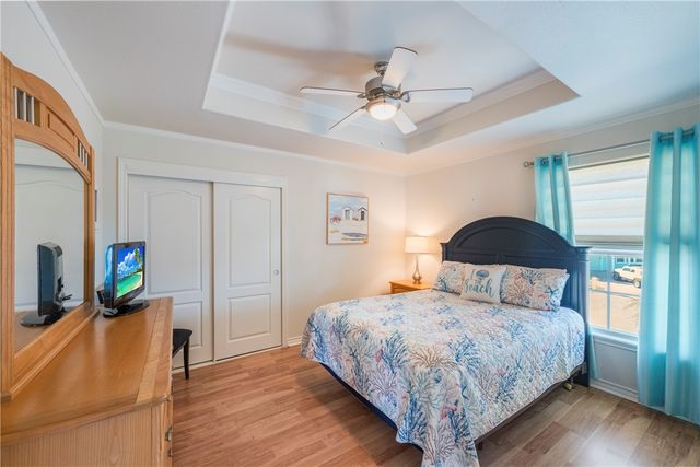 1813 Palisades Dr, Port Aransas, TX 78373