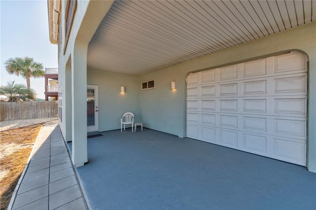 1813 Palisades Dr, Port Aransas, TX 78373