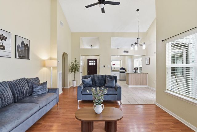 1131 Somercotes Ln, Channelview, TX 77530