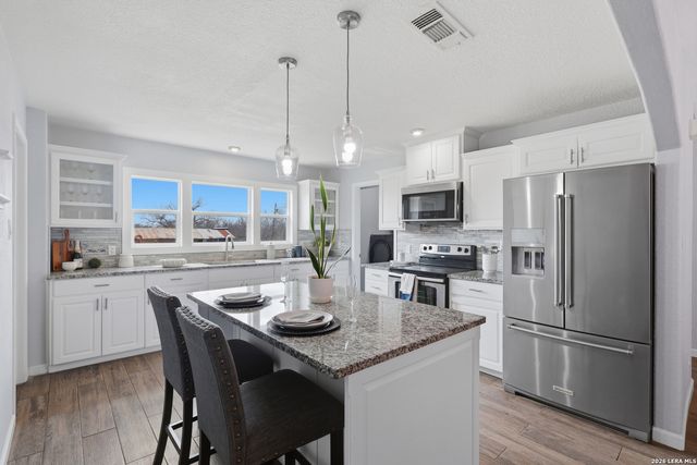 13040 Tomlynn, Atascosa, TX 78002