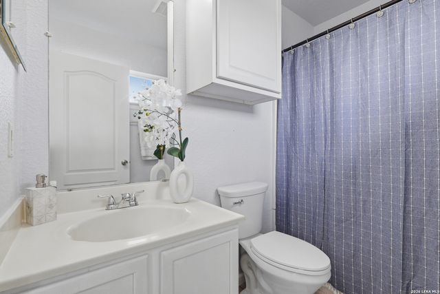 13040 Tomlynn, Atascosa, TX 78002