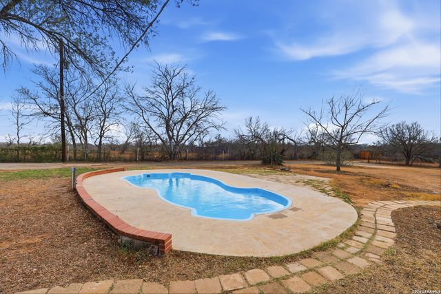 13040 Tomlynn, Atascosa, TX 78002