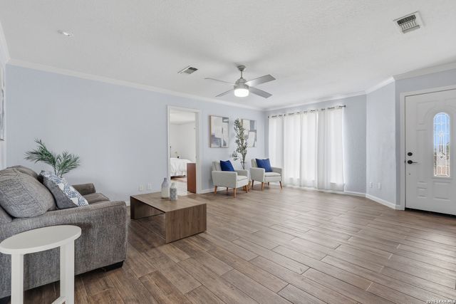 13040 Tomlynn, Atascosa, TX 78002