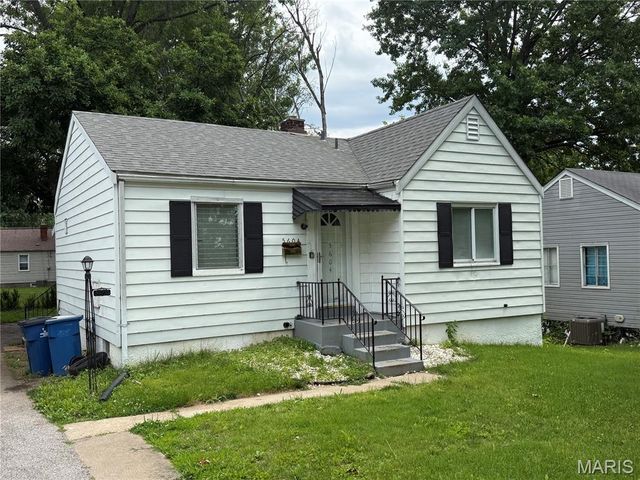 5604 Sunbury Avenue, Country Club Hills, MO 63136