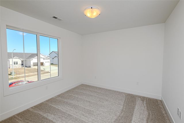 130 NW Ashley Court, Waukee, IA 50263