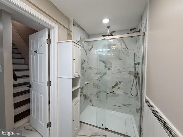 5 CANTERBURY COURT, Mechanicsburg, PA 17050