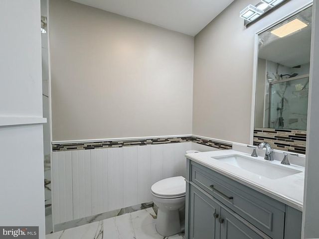 5 CANTERBURY COURT, Mechanicsburg, PA 17050
