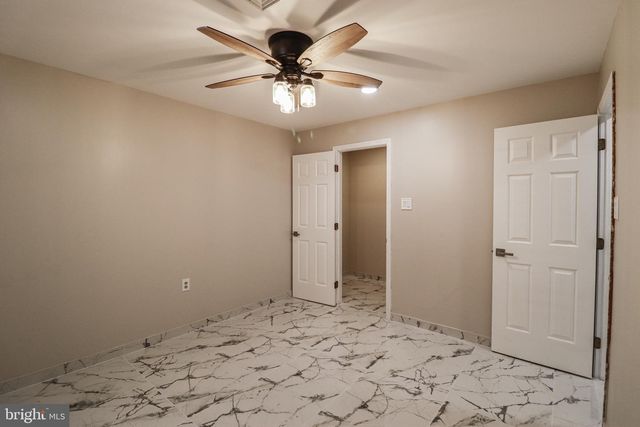 5 CANTERBURY COURT, Mechanicsburg, PA 17050