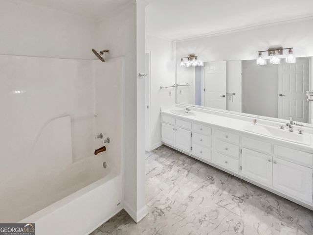 86 Lancaster Way, Newnan, GA 30263