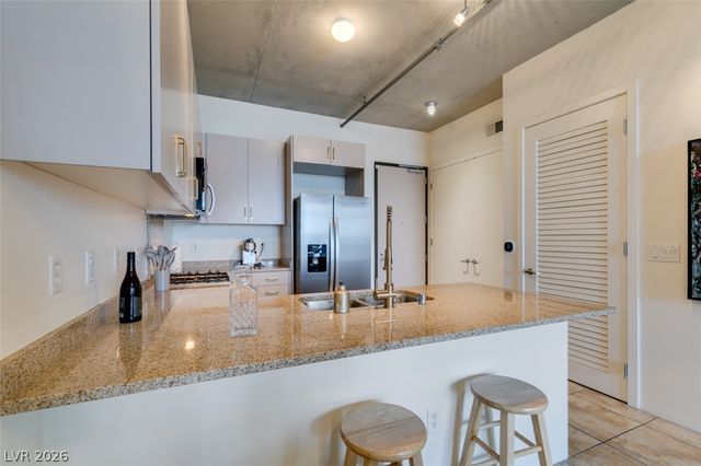 353 Bonneville Ave 343, Las Vegas, NV 89101