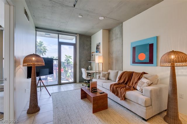 353 Bonneville Ave 343, Las Vegas, NV 89101