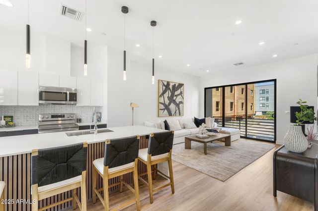 4220 N 32ND Street 35, Phoenix, AZ 85018