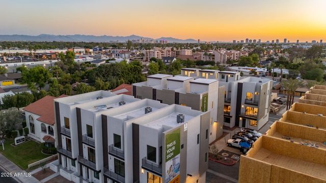 4220 N 32ND Street 35, Phoenix, AZ 85018