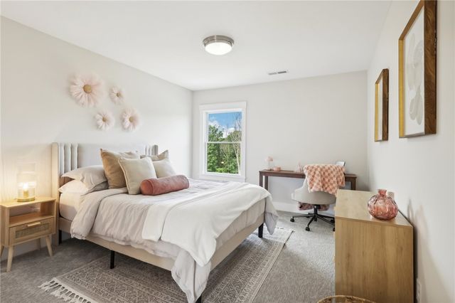 104 Amaryllis Lane, Marshall, PA 15005