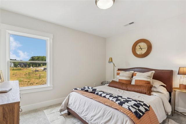 104 Amaryllis Lane, Marshall, PA 15005