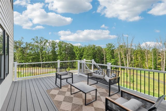 104 Amaryllis Lane, Marshall, PA 15005