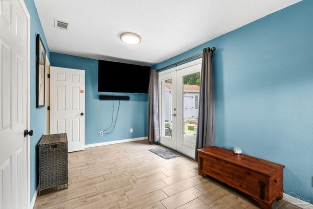 903 Clearview Ave, Pensacola, FL 32505
