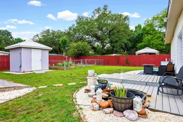 903 Clearview Ave, Pensacola, FL 32505