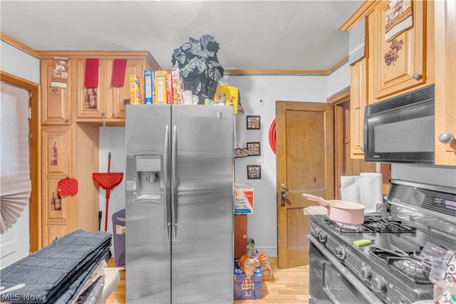 3396 W 91 Street, Cleveland, OH 44102