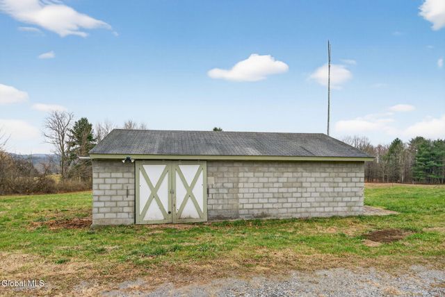 55 Hulett Road, Granville, NY 12832