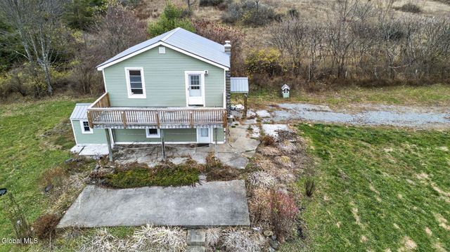 55 Hulett Road, Granville, NY 12832