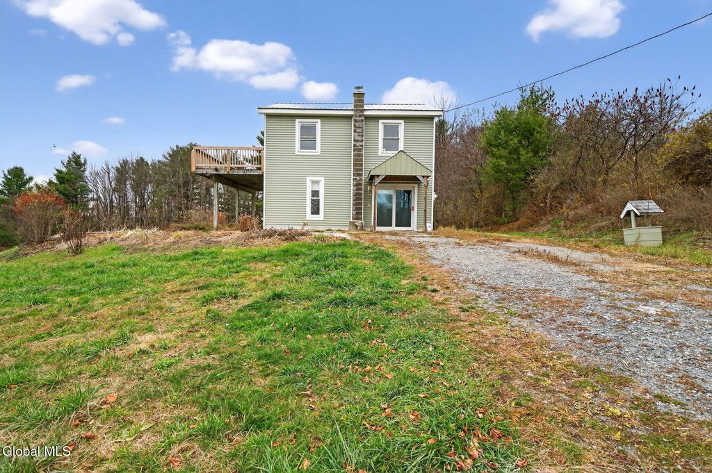 55 Hulett Road, Granville, NY 12832