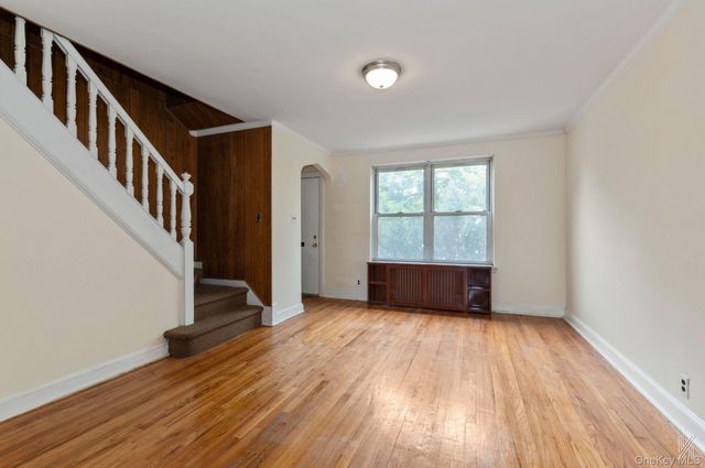 20-29 28th Street, Astoria, NY 11105