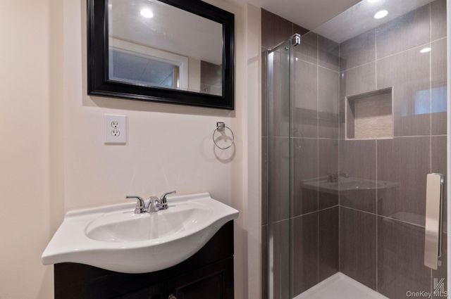 20-29 28th Street, Astoria, NY 11105