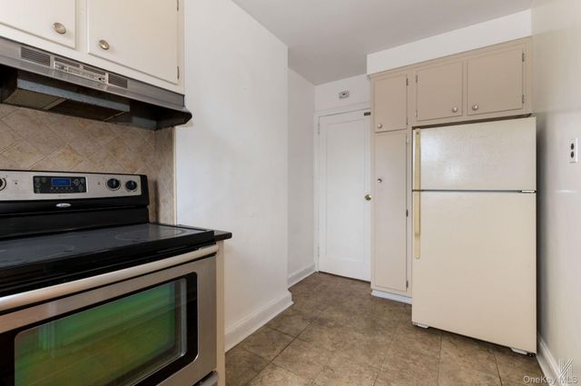 20-29 28th Street, Astoria, NY 11105